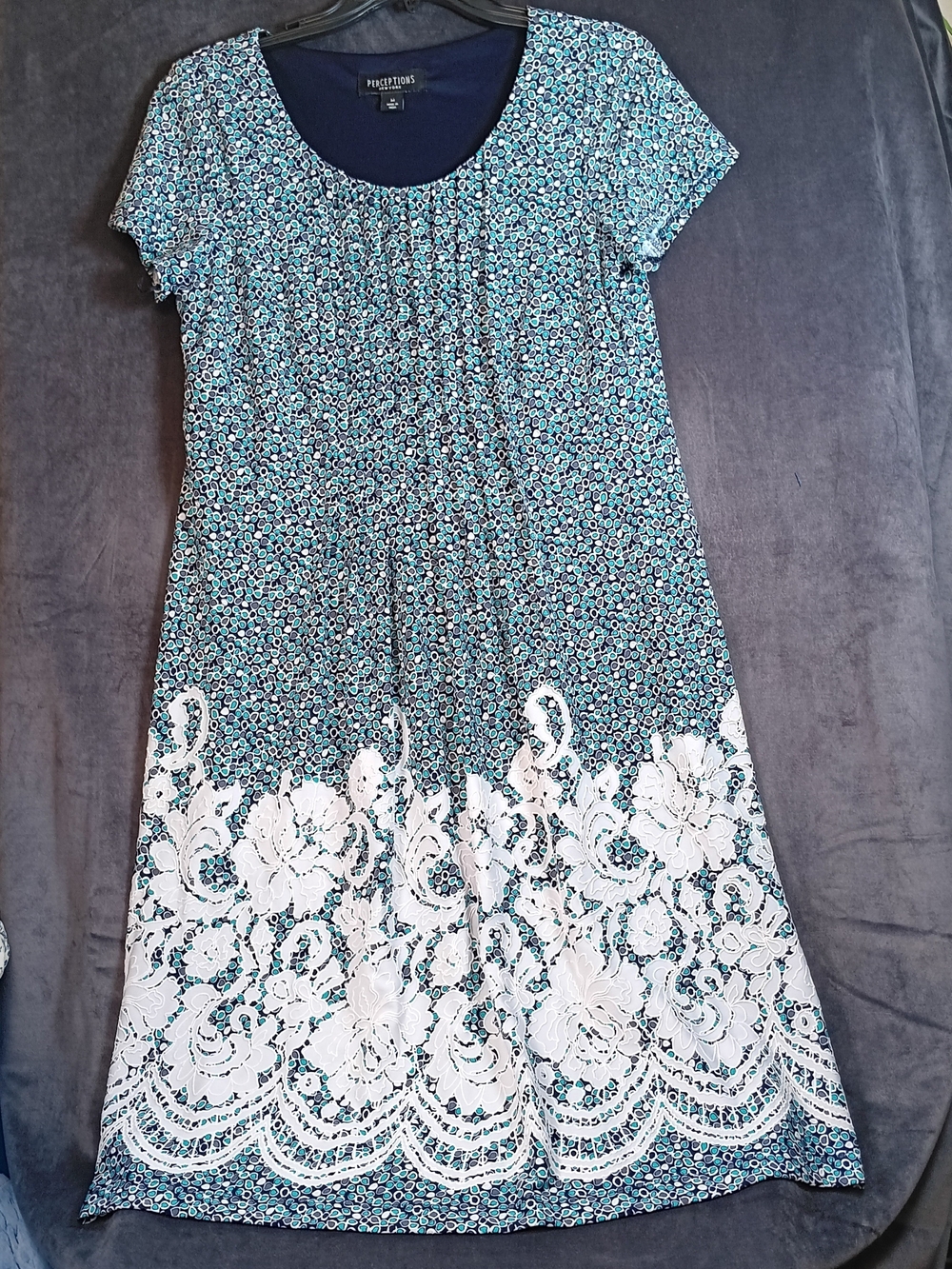 PERCEPTIONS Blue Floral With White Lace Border Short-Sleeve A-Line Dress